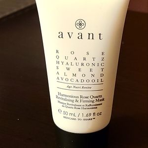 Avant Rose Quartz Mask